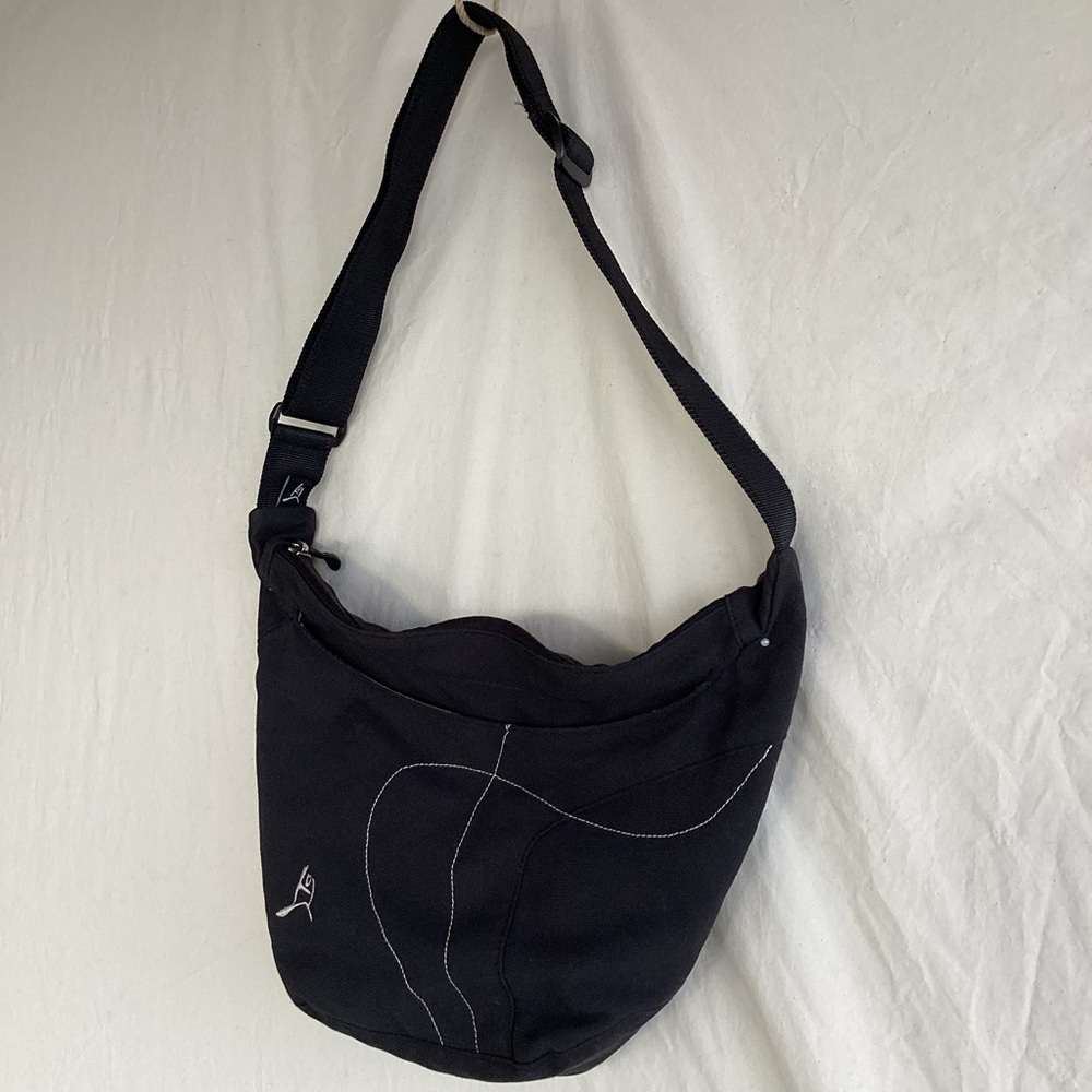 Women’s Overland Equipment Crossbody Purse View 6